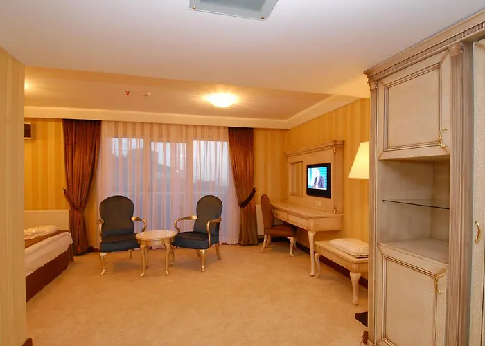 Отель Mosaic Old -special Category 4*