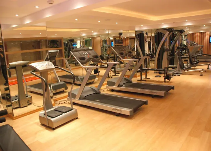 Mosaic Old -special Category Отель